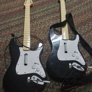Xbox 360 guitar pair